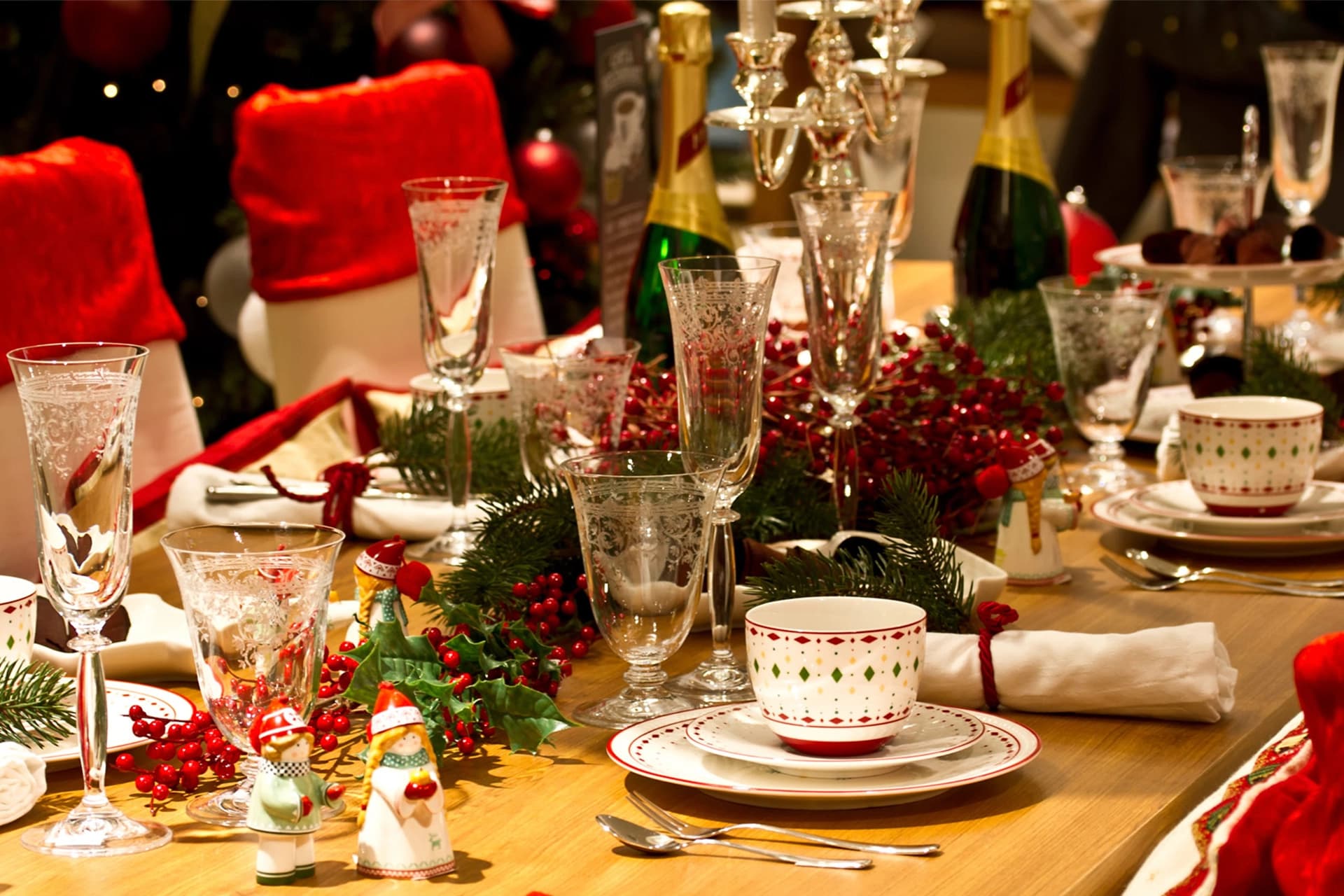 Gran salón de banquetes en Barcelona decorado para fiesta de Navidad corporativa